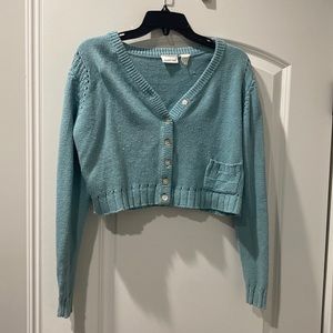 Crop sweater